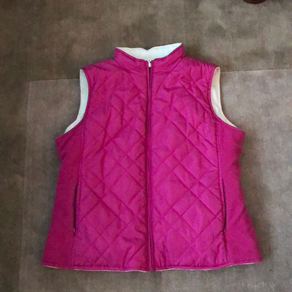 Reversible IZOD vest